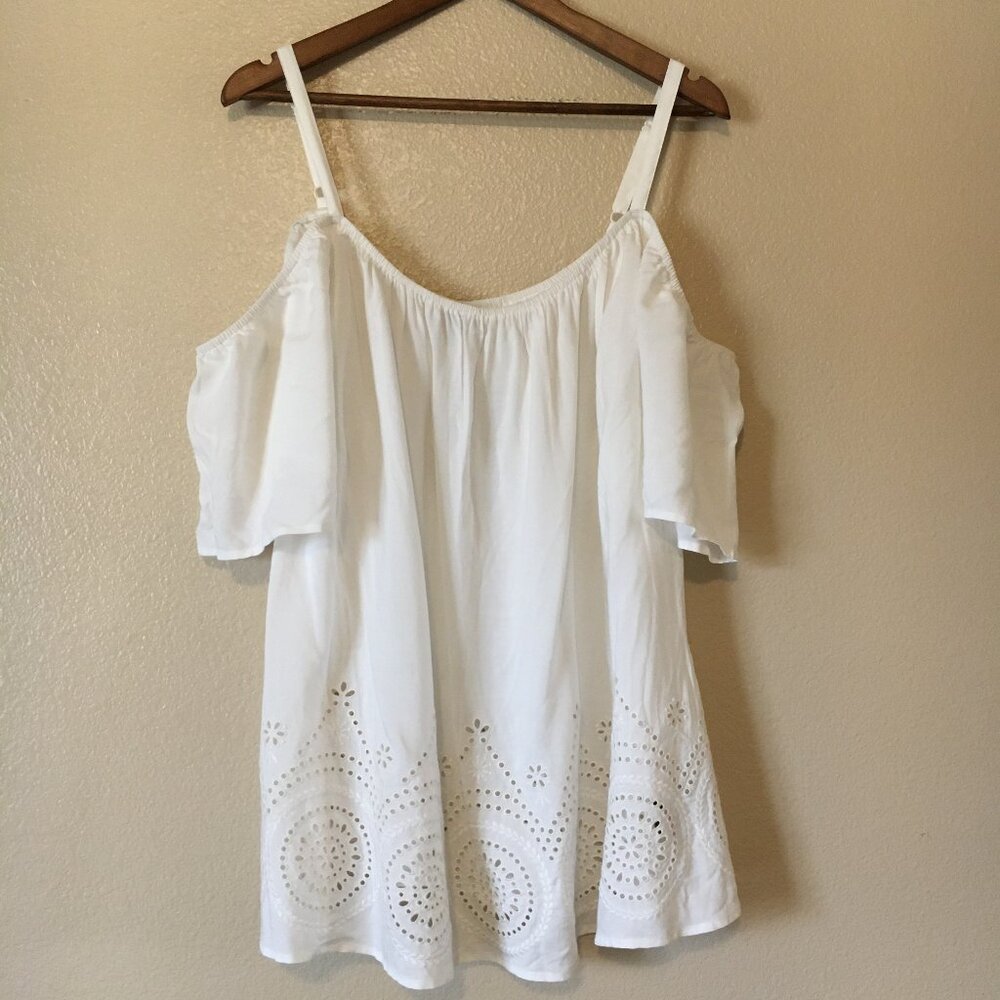 New White Blouse 18/20 Torrid 2 Challis Eyelet Lace Cold Shoulder Top
